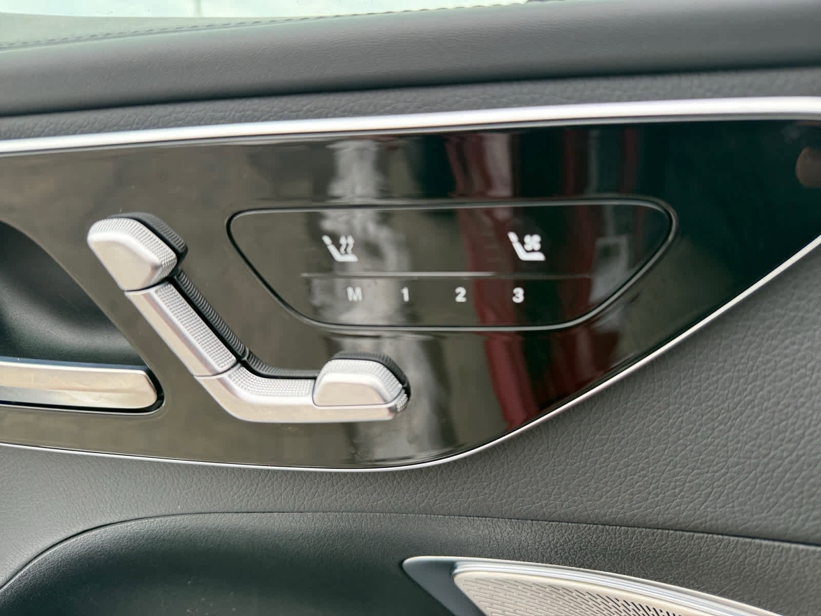 Certified 2025 Mercedes-Benz C 300 C 300 image 25