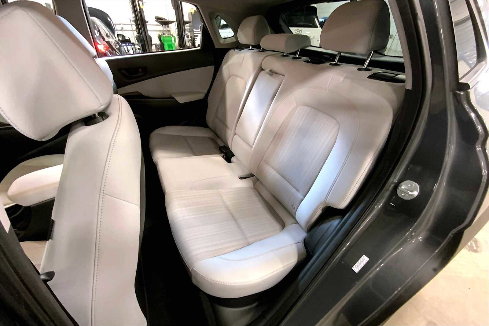 Used 2023 Hyundai Kona SEL image 19