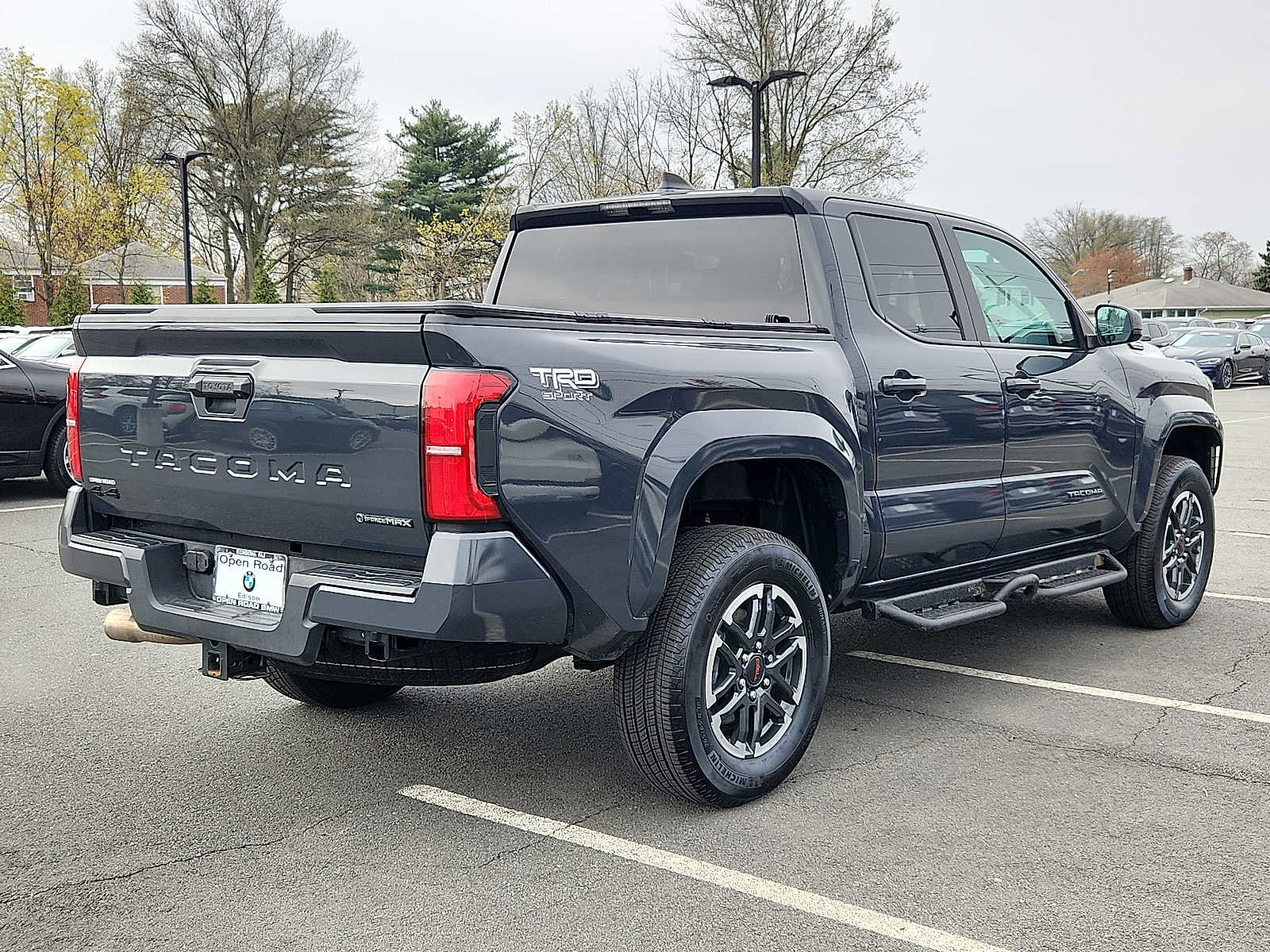 Used 2025 Toyota Tacoma TRD Sport AWD/4WD image 6