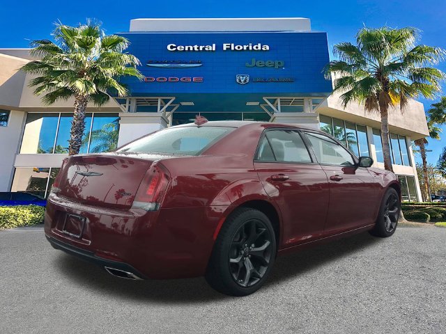 Certified 2023 Chrysler 300 Touring w/ Sport Appearance Package RWD image 5