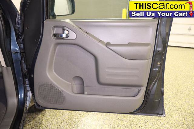 Used 2016 Nissan Frontier SV RWD image 31