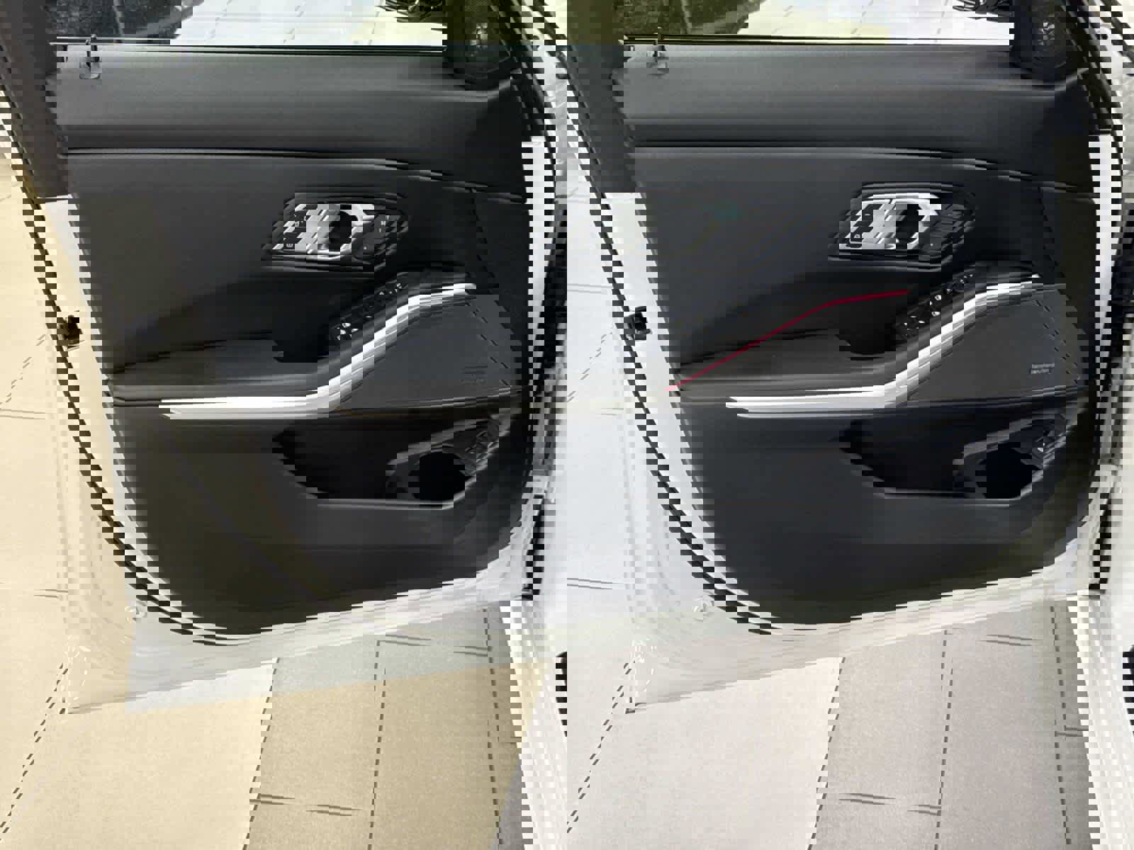 Used 2023 BMW 330i xDrive Sedan w/ Premium Package image 26