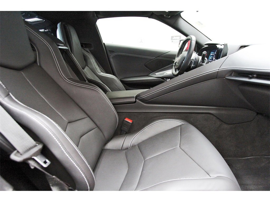 Used 2025 Chevrolet Corvette Stingray Coupe w/ Battery Protection Package image 17