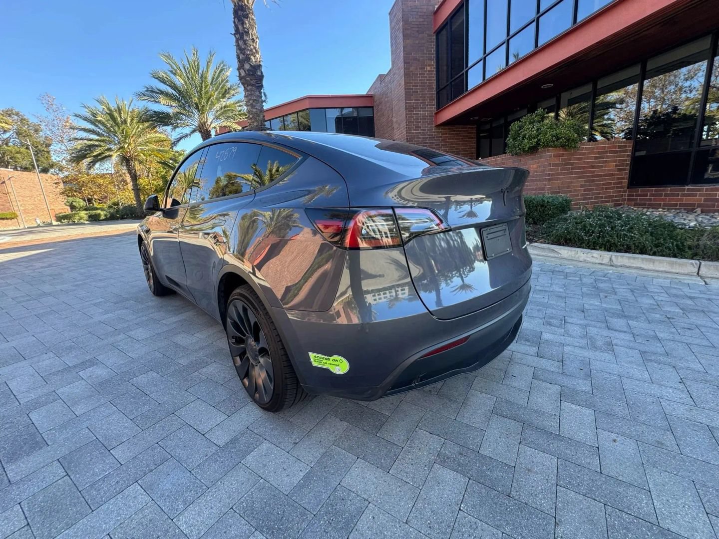 Used 2022 Tesla Model Y Performance AWD/4WD image 7