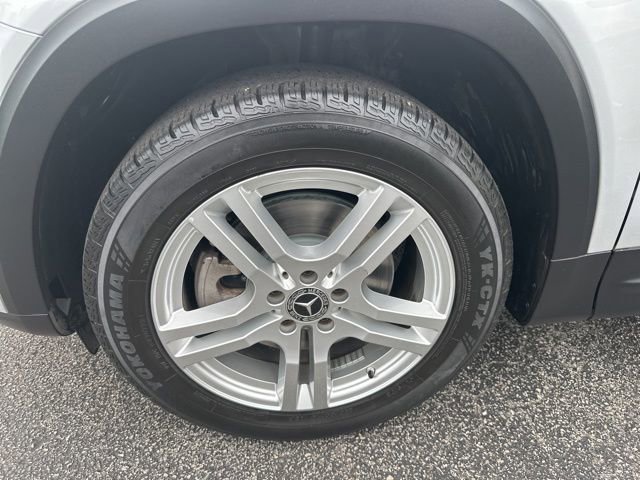 Certified 2021 Mercedes-Benz GLB 250 w/ Premium Package image 10