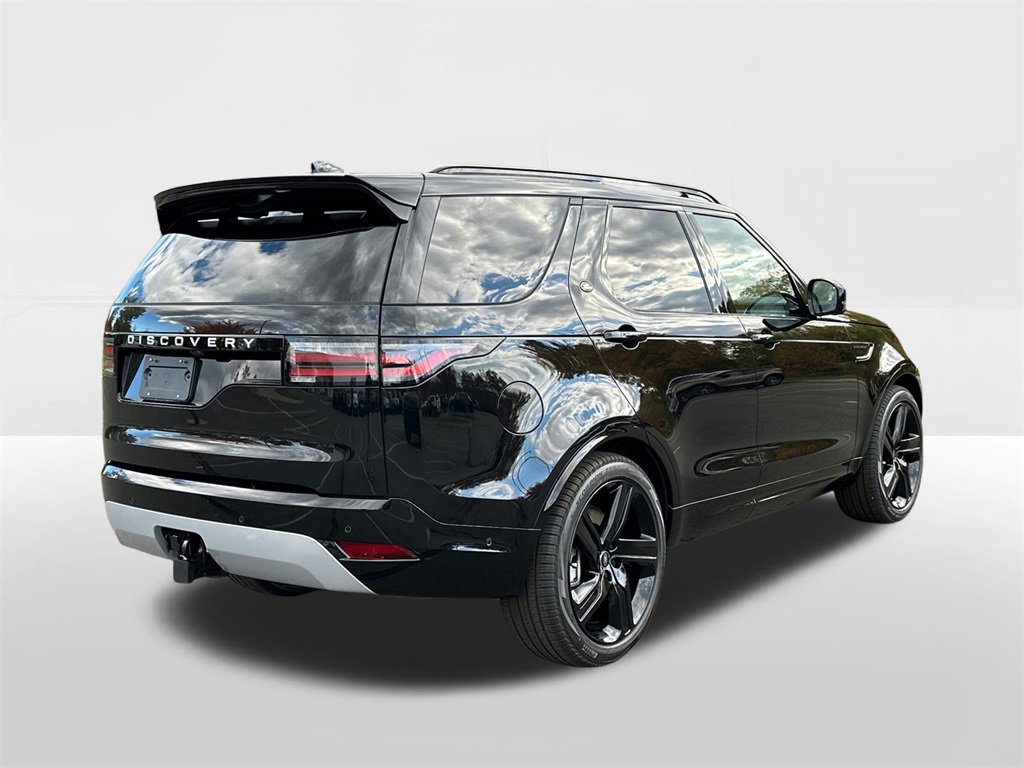 New 2026 Land Rover Discovery Limited Edition image 4