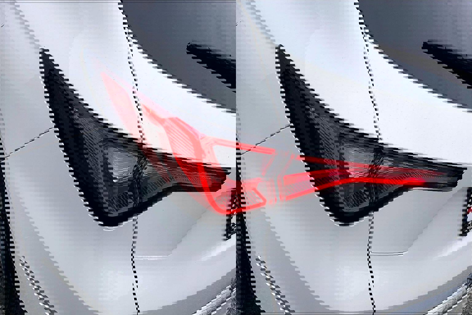 Used 2023 Acura MDX SH-AWD w/ Technology Package image 35