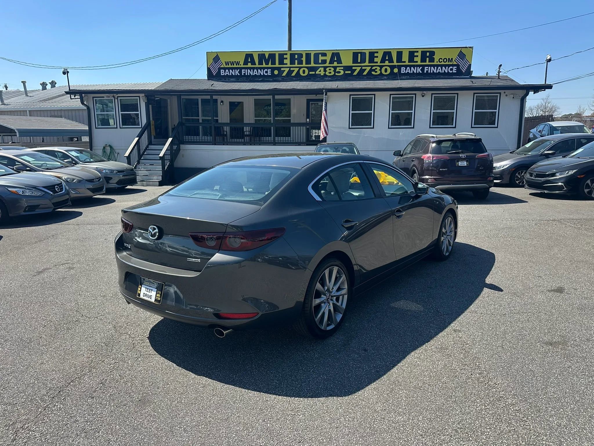 Used 2019 MAZDA MAZDA3 Sedan w/ Select Package image 9