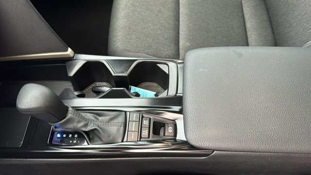 Used 2025 Toyota Camry LE image 22