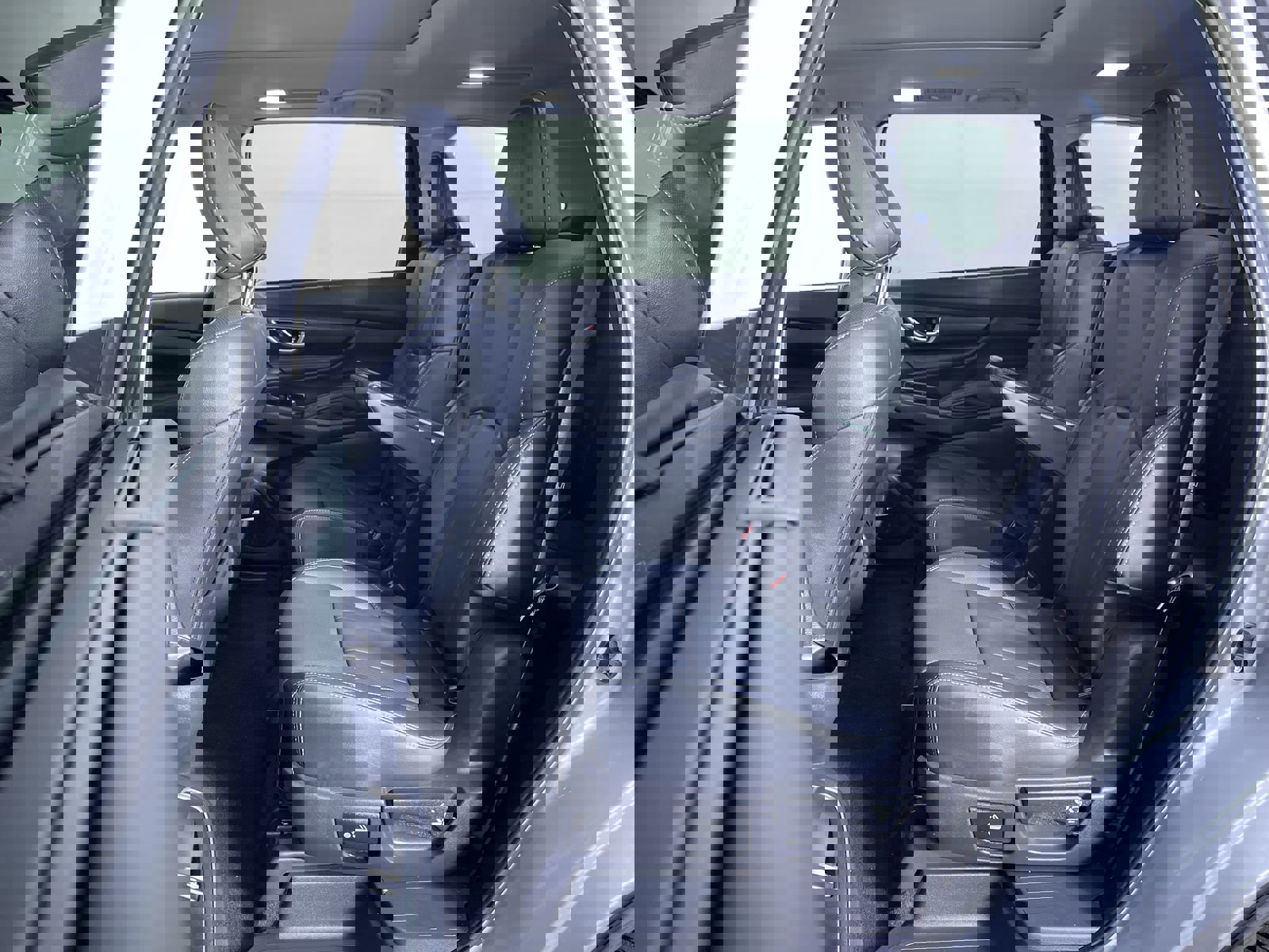 Used 2023 Subaru Ascent Limited w/ Technology Package image 23