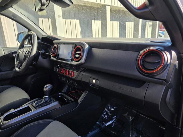 Used 2021 Toyota Tacoma TRD Off-Road image 28