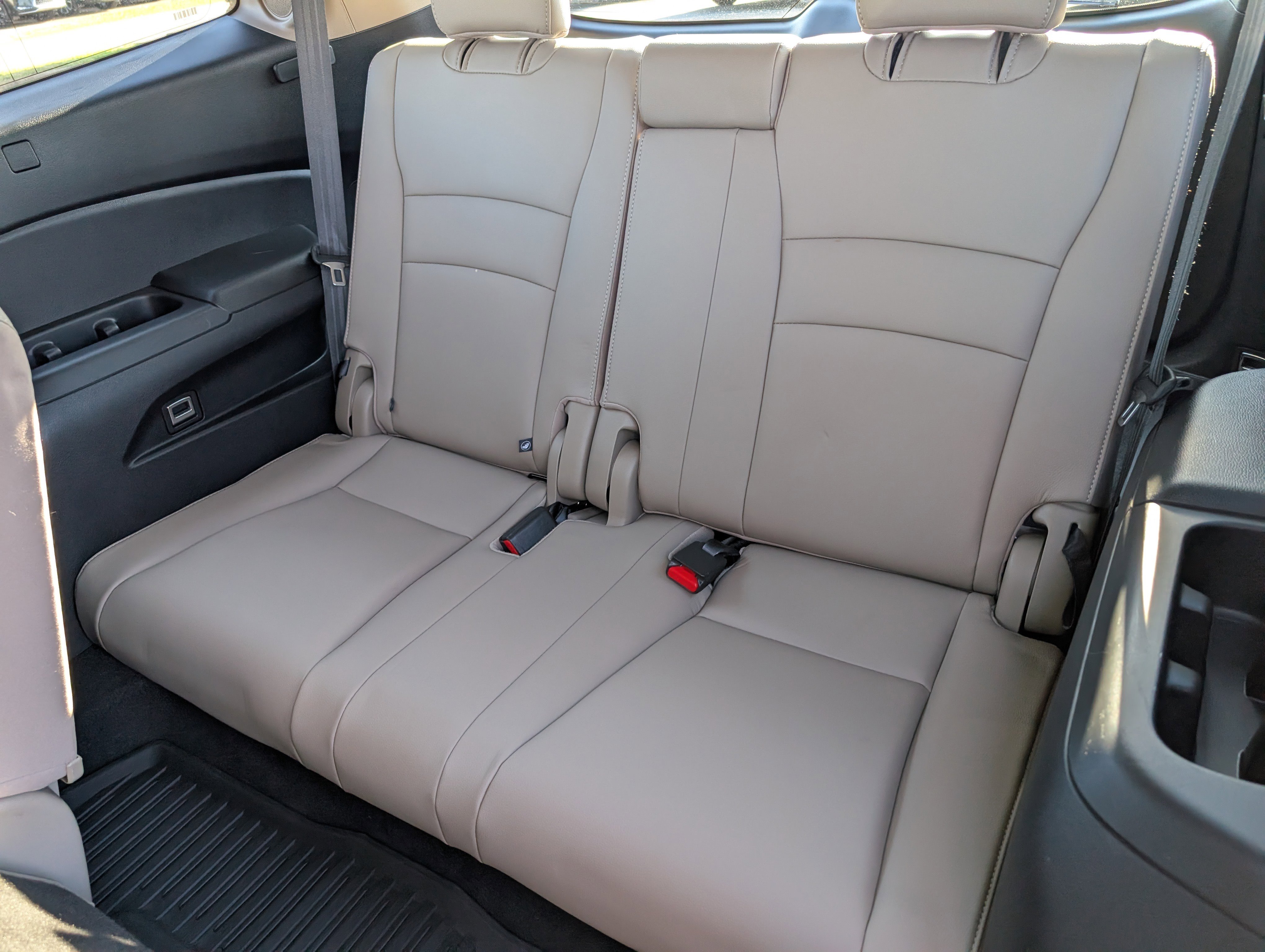 Used 2018 Honda Pilot Touring image 13