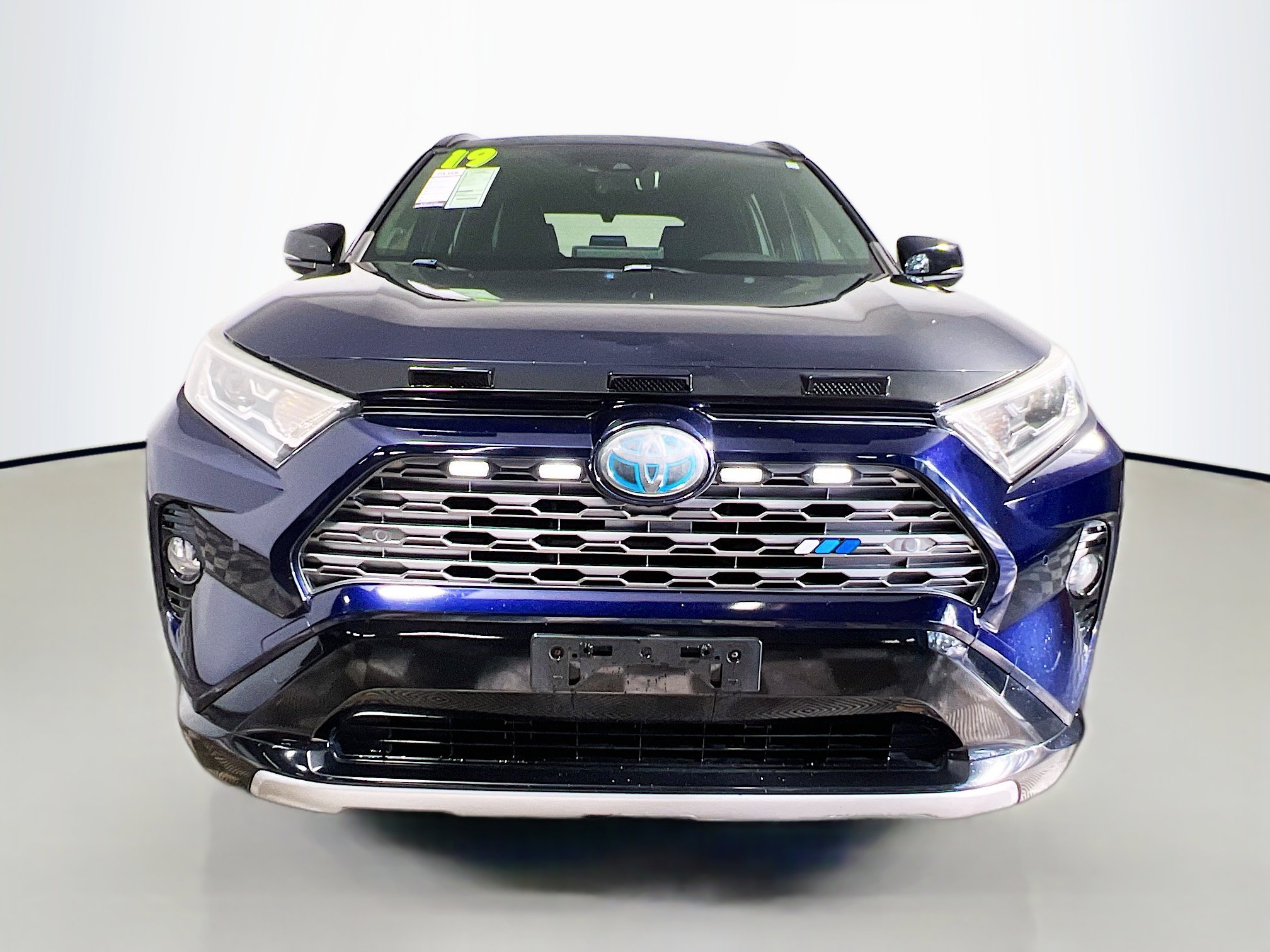 Used 2019 Toyota RAV4 XSE image 11