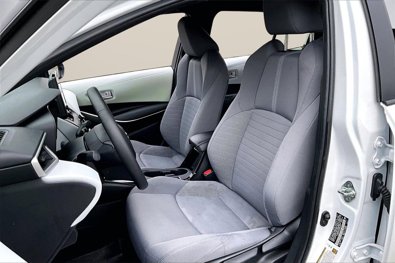 Used 2024 Toyota Corolla LE image 19