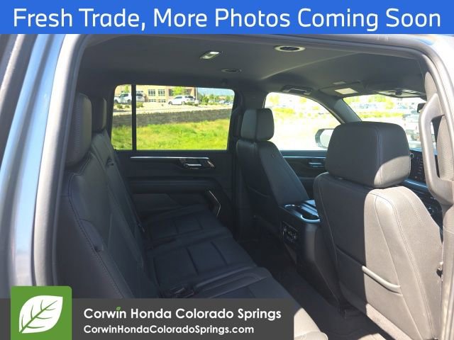 Used 2025 Chevrolet Suburban Z71 AWD/4WD image 9