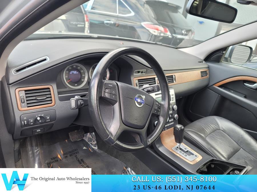 Used 2010 Volvo XC70 3.2 image 10