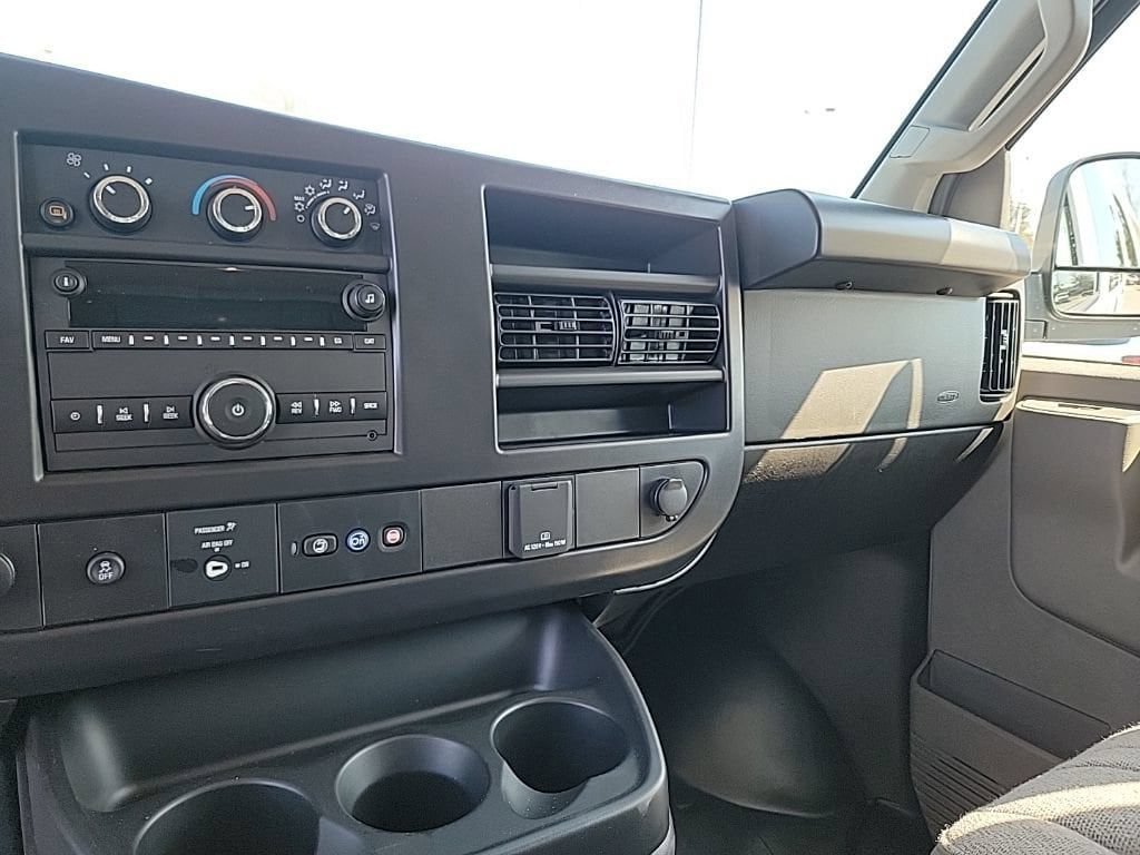 New 2026 Chevrolet Express 2500 w/ Driver Convenience Package RWD image 9