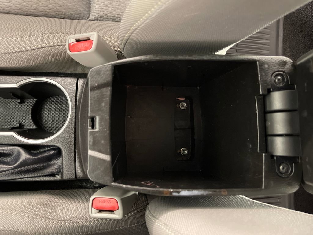 Used 2016 Toyota Corolla LE FWD image 23