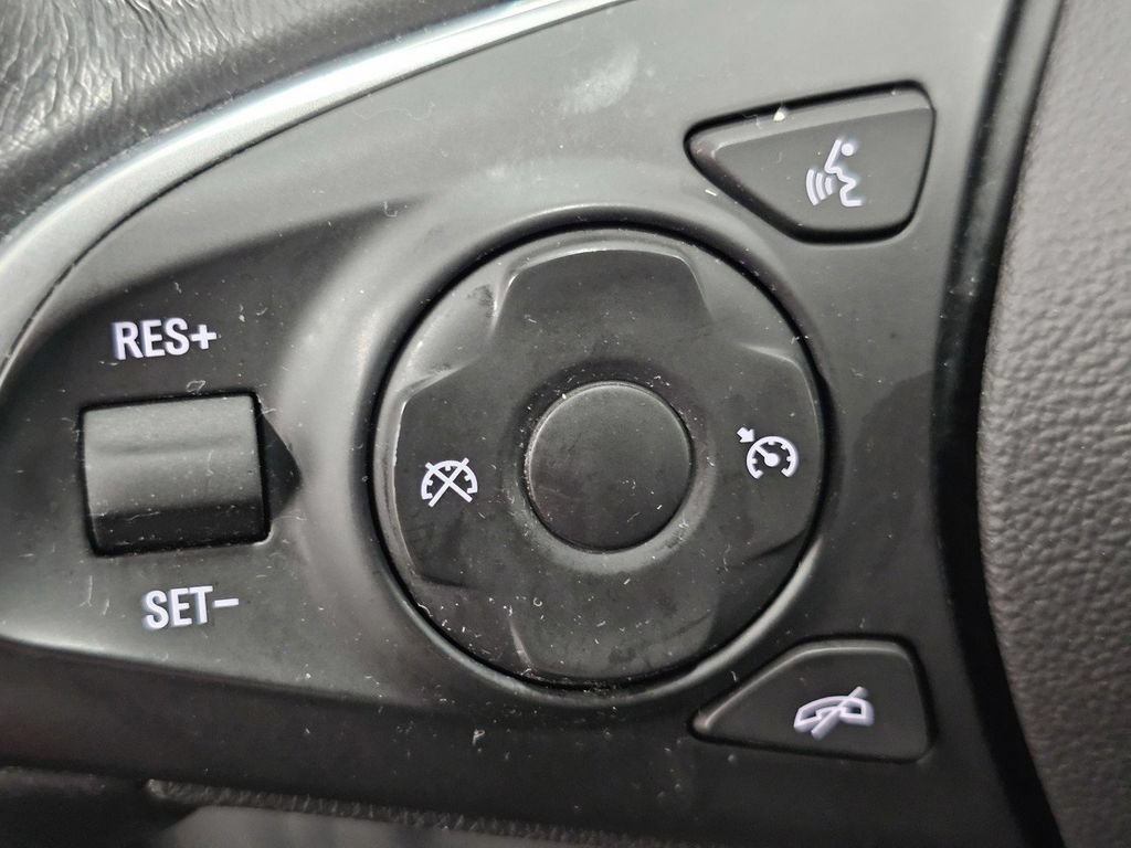 Used 2019 Buick Enclave Essence w/ Trailering Package, 5000 lbs. FWD image 33
