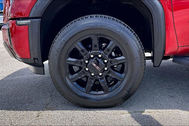 Used 2024 GMC Sierra 2500 AT4 w/ Max Trailering Package AWD/4WD image 30
