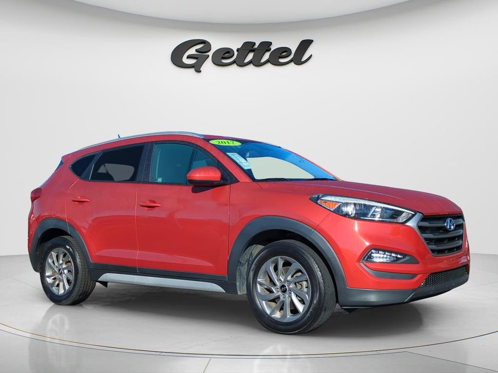 Used 2017 Hyundai Tucson SE image 2