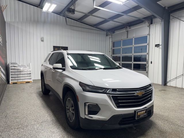 Used 2023 Chevrolet Traverse LT image 16