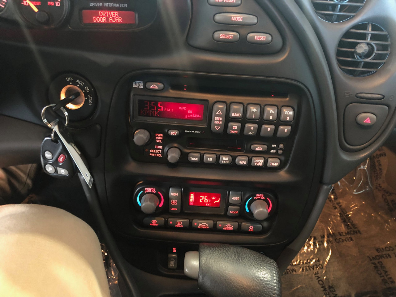 Used 2003 Pontiac Bonneville SSEi image 15