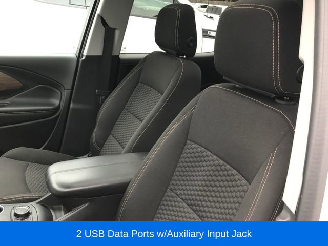 Used 2020 GMC Terrain SLE w/ Driver Convenience Package image 9