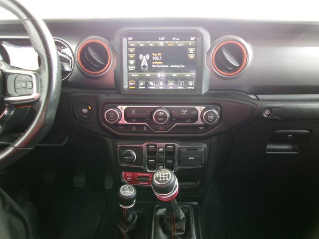 Used 2022 Jeep Gladiator Mojave w/ Trailer Tow Package image 13