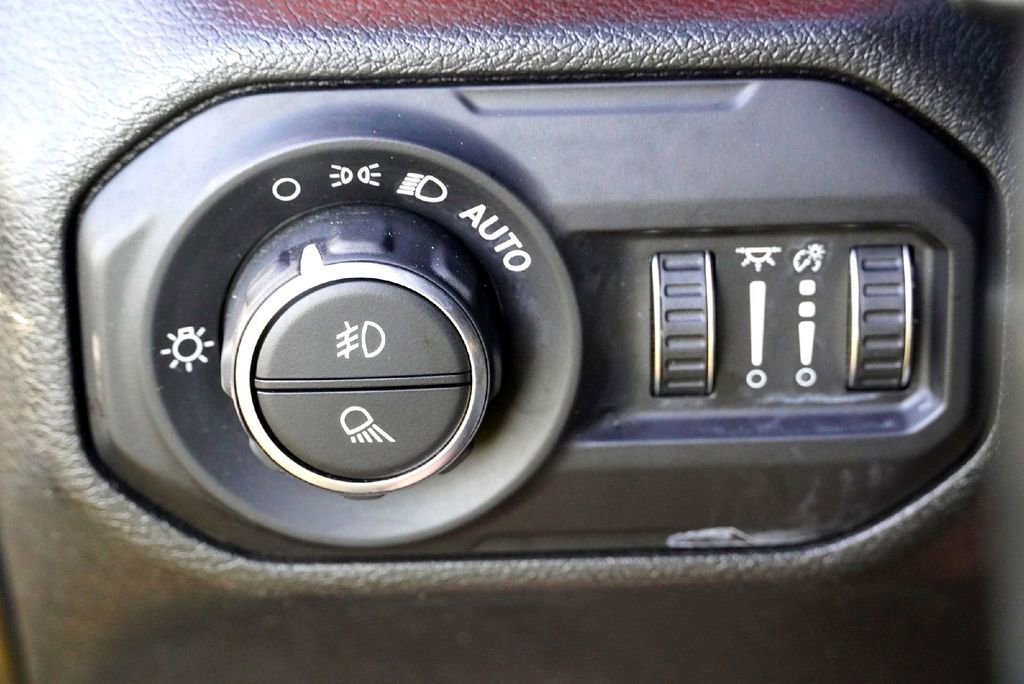 Used 2022 Jeep Gladiator Rubicon w/ Safety Group image 25