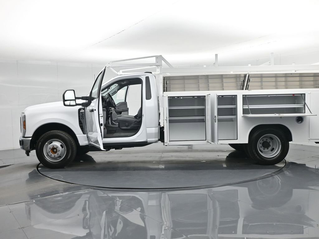 New 2026 Ford F350 XL w/ XL Chrome Package RWD image 35