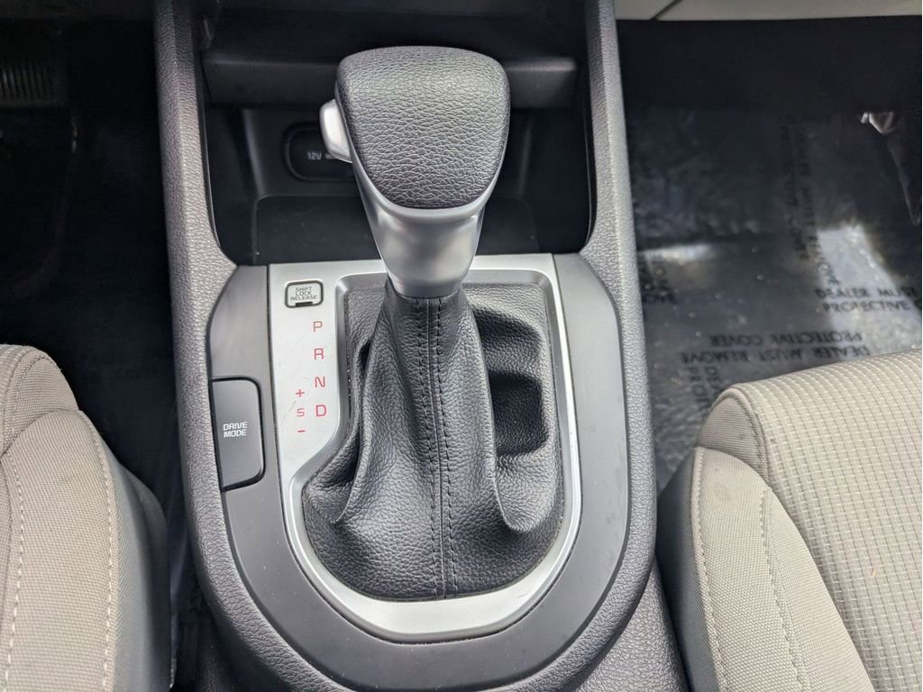 Used 2020 Kia Forte LXS FWD image 28