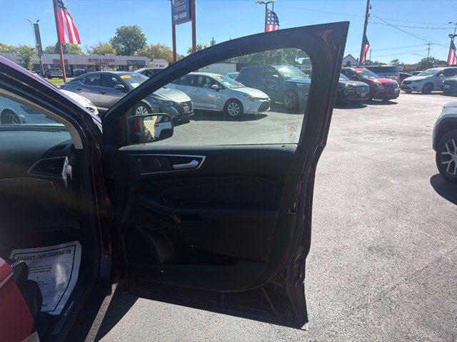 Used 2020 Ford Edge Titanium AWD/4WD image 26