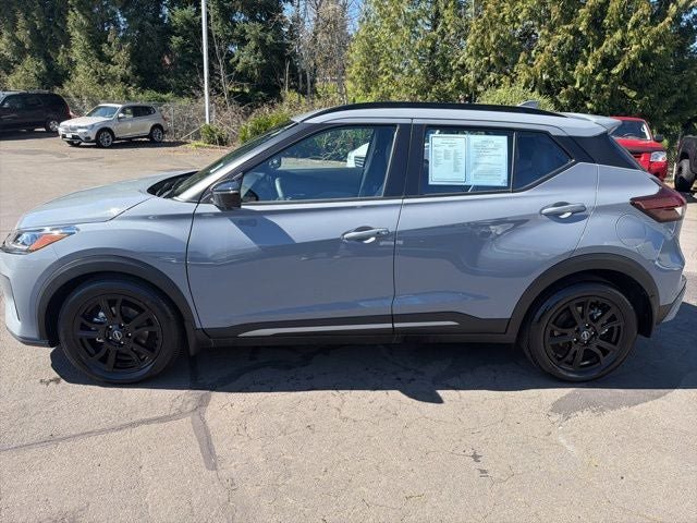Used 2024 Nissan Kicks SR w/ SR Premium Package FWD image 2