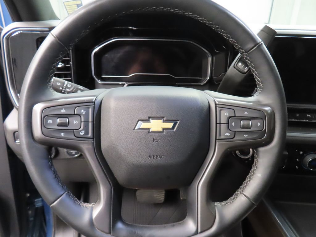 Used 2025 Chevrolet Silverado 3500 High Country w/ High Country Premium Package AWD/4WD image 46