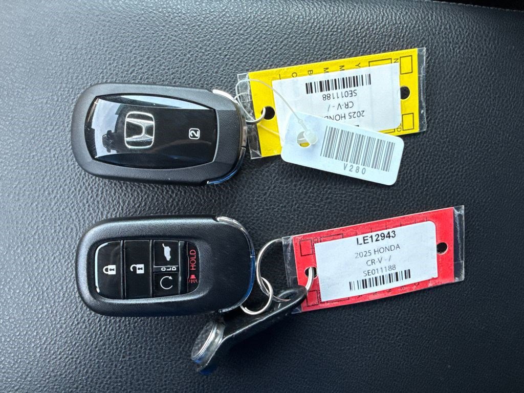 Certified 2025 Honda CR-V EX-L image 4