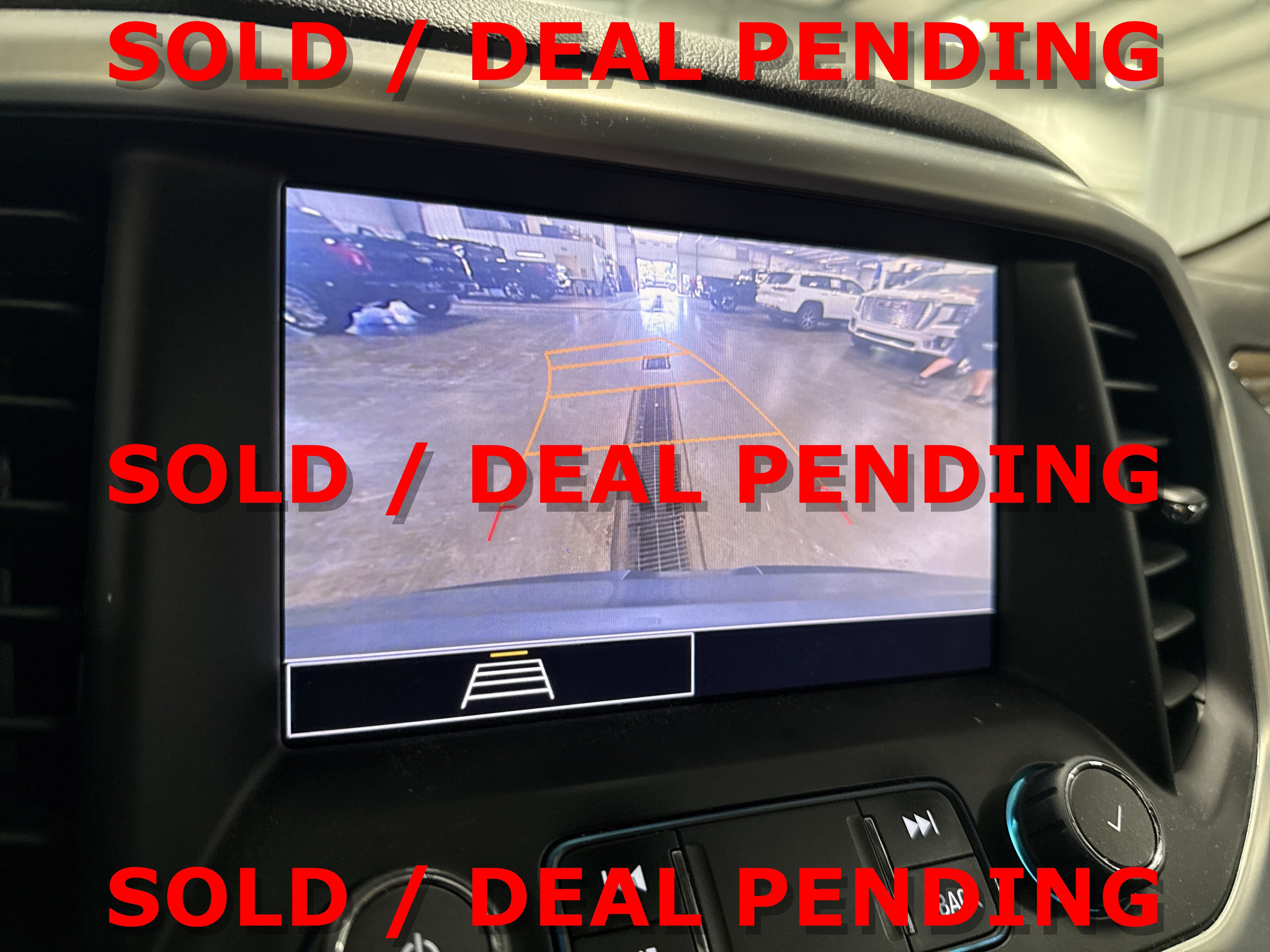 Used 2023 GMC Acadia SLE w/ Driver Convenience Package AWD/4WD image 13