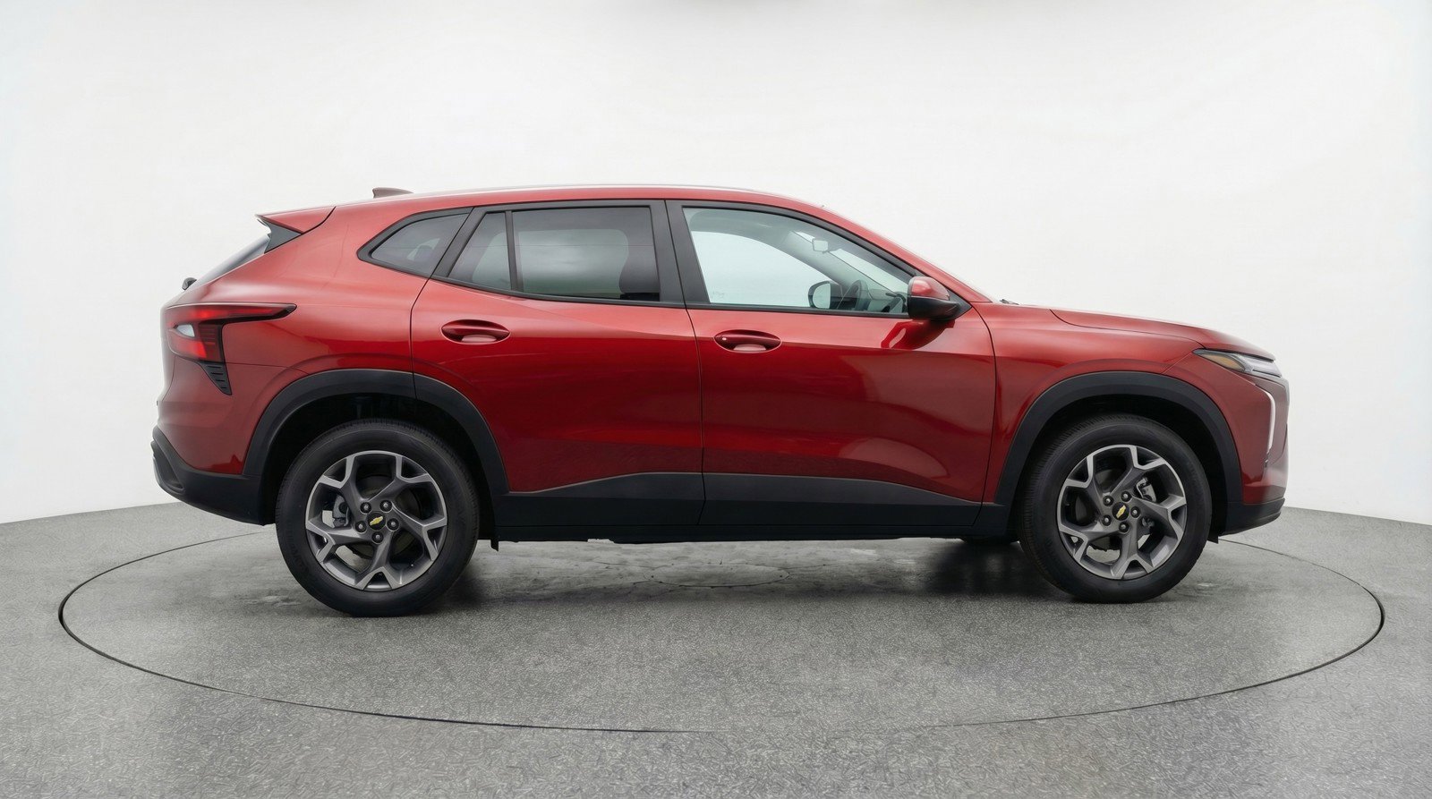 Used 2025 Chevrolet Trax LT image 11