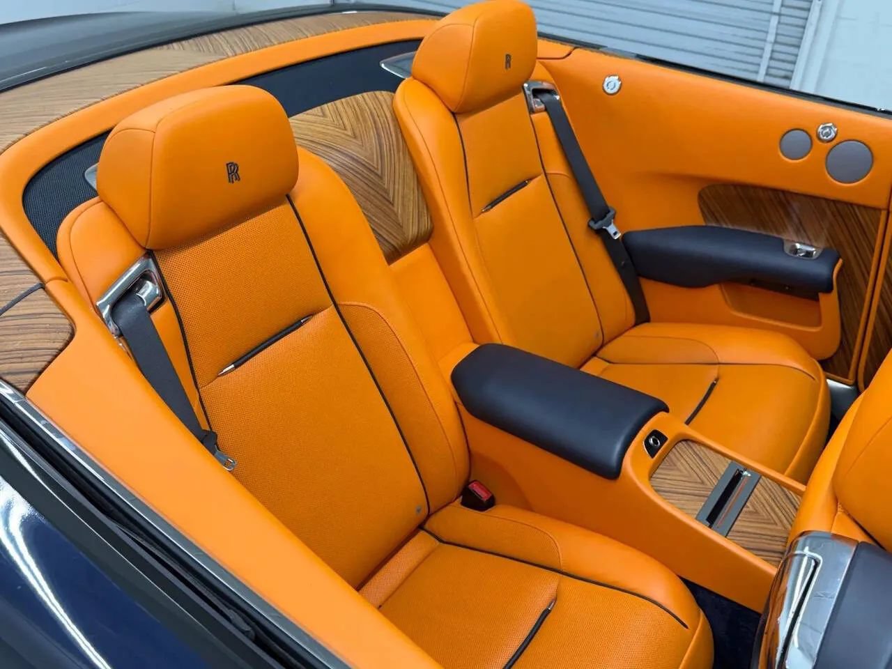 Used 2017 Rolls-Royce Dawn RWD image 14