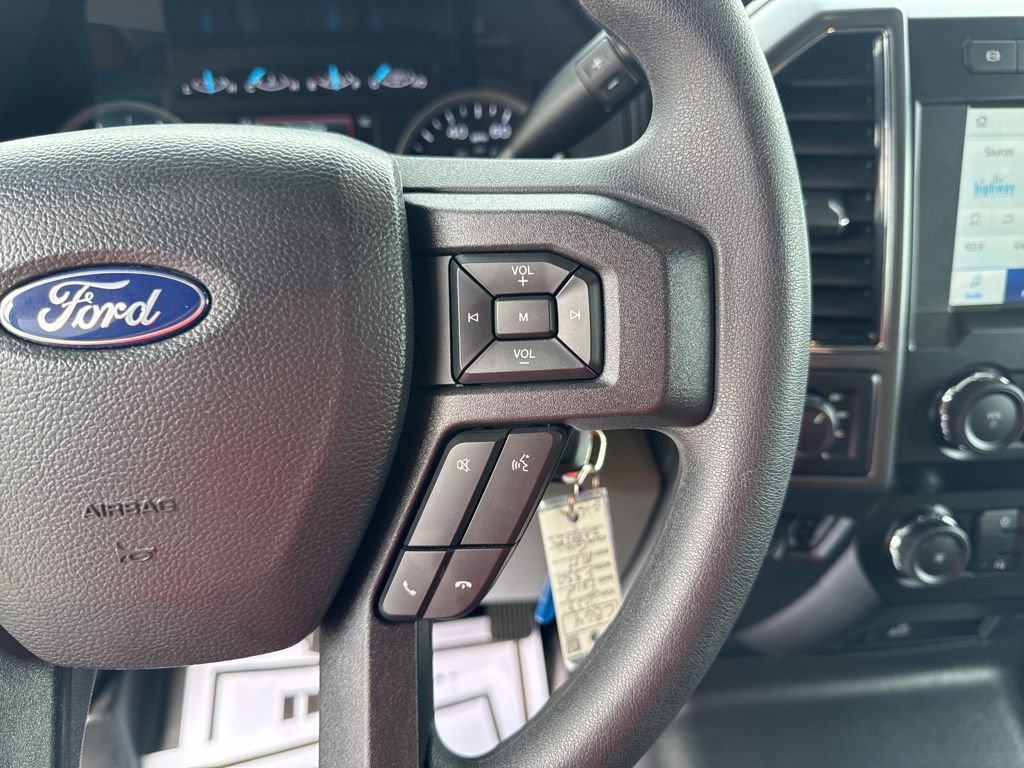 Used 2022 Ford F550 4x4 Regular Cab Super Duty w/ XLT Value Package image 27
