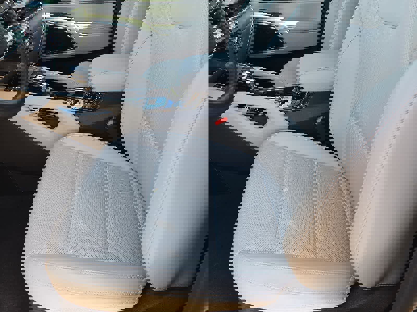 Used 2024 Kia Telluride S w/ S Sunroof Package image 14