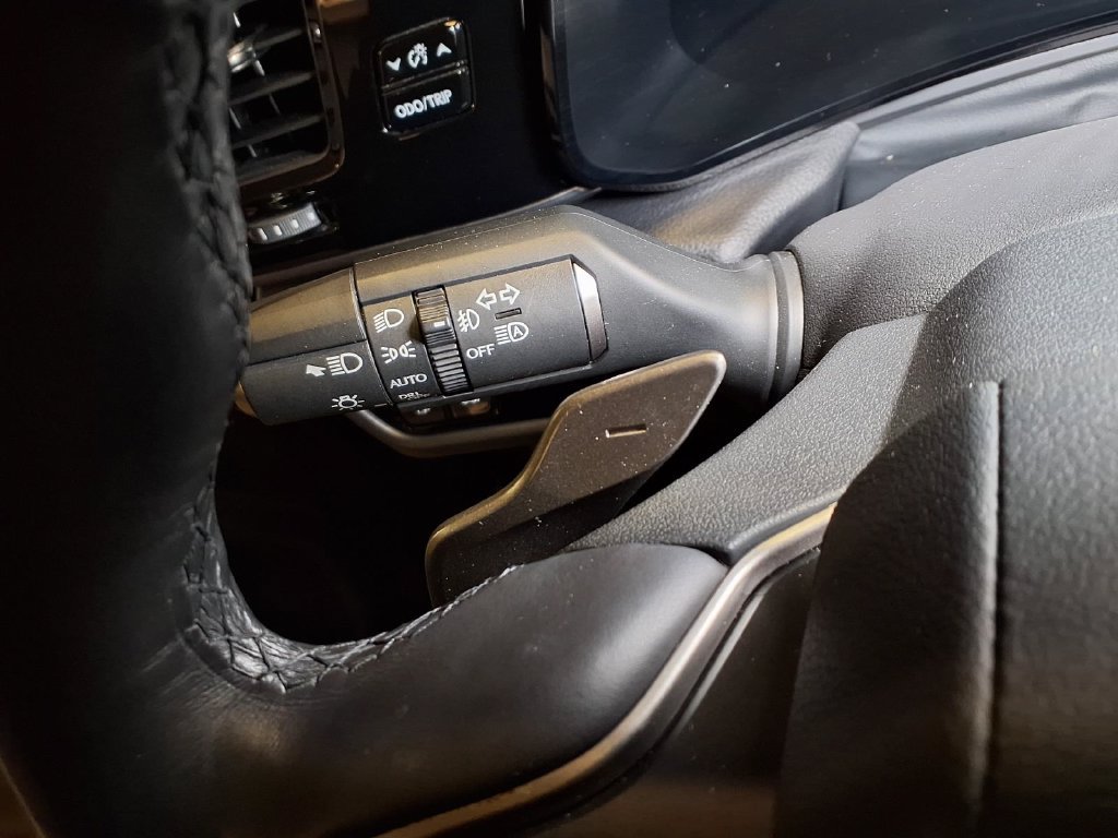 Used 2025 Lexus NX 350h AWD w/ Cold Area Package image 8