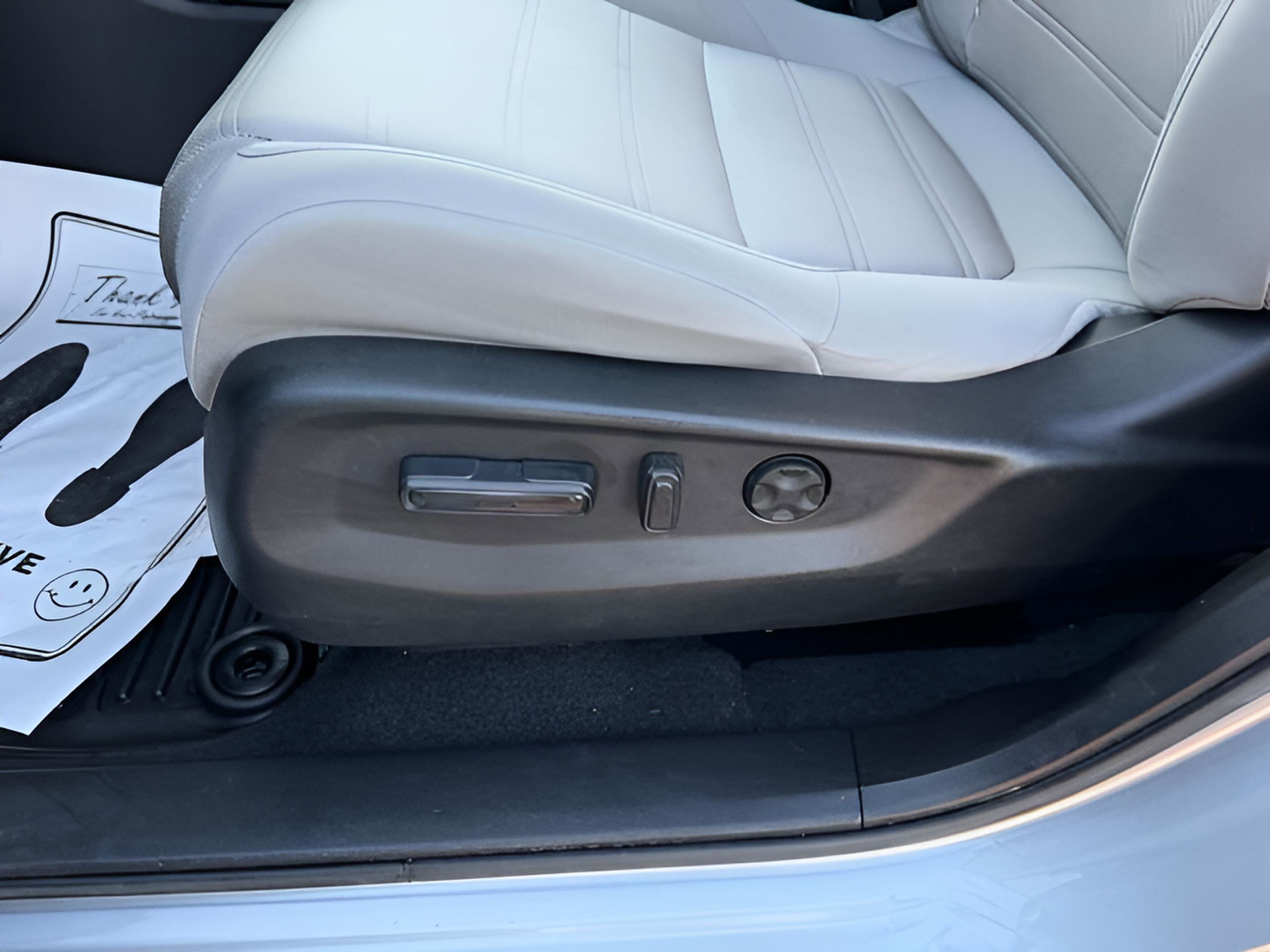 Used 2020 Honda CR-V EX image 23