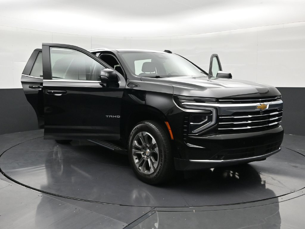Used 2025 Chevrolet Tahoe LT w/ Comfort Package RWD image 31