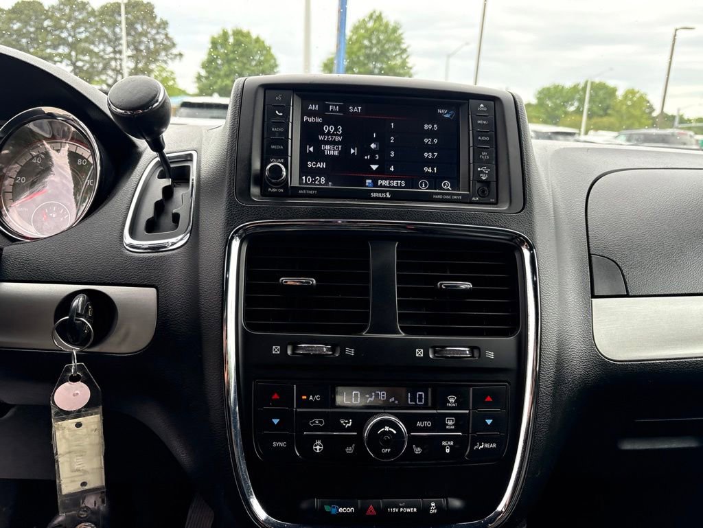 Used 2014 Dodge Grand Caravan R/T w/ Safety Sphere Group FWD image 19
