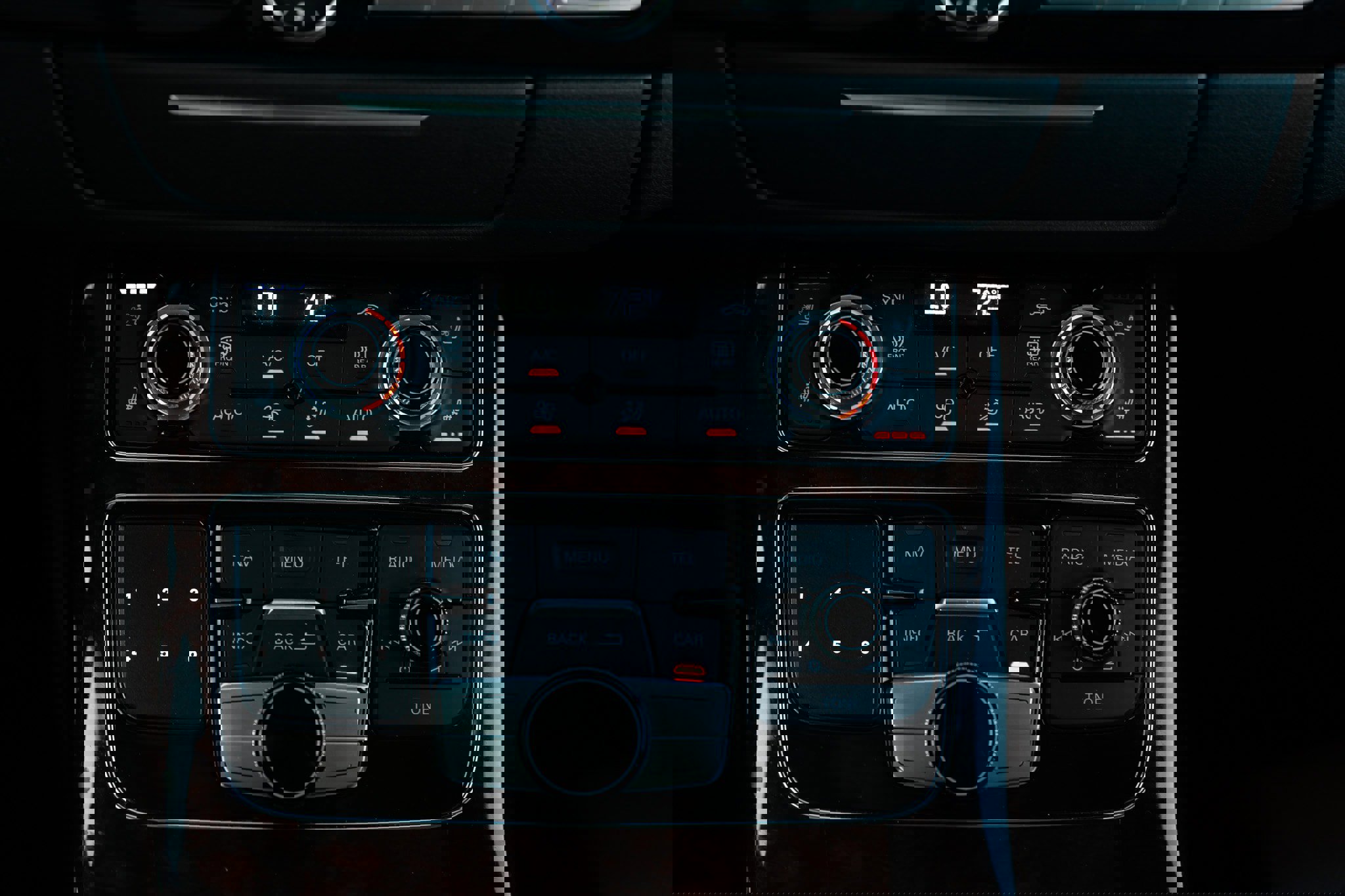 Used 2014 Audi A8 L TDI w/ Premium Package image 40