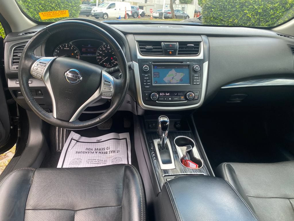 Used 2017 Nissan Altima 2.5 SL w/ 2.5 Technology Package FWD image 30