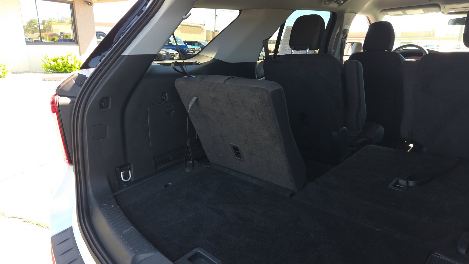 Used 2025 Ford Explorer ST AWD/4WD image 30