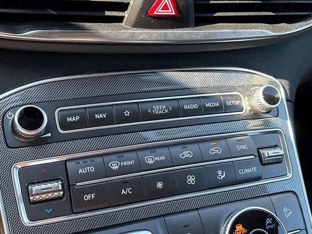 Used 2023 Hyundai Santa Fe SEL w/ Winter Weather Package AWD/4WD image 16