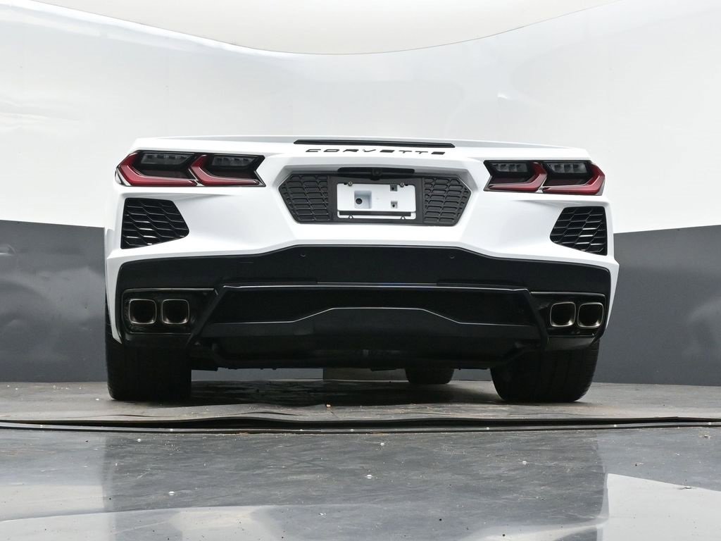 Used 2025 Chevrolet Corvette Stingray Coupe w/ 1LT image 37